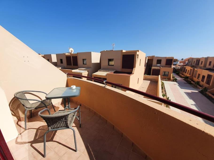 Piscina & Wifi. Sunny Apartement, Swimming Pool. * Caleta De Fuste