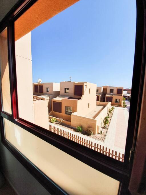 Piscina & Wifi. Sunny Apartement, Swimming Pool. *